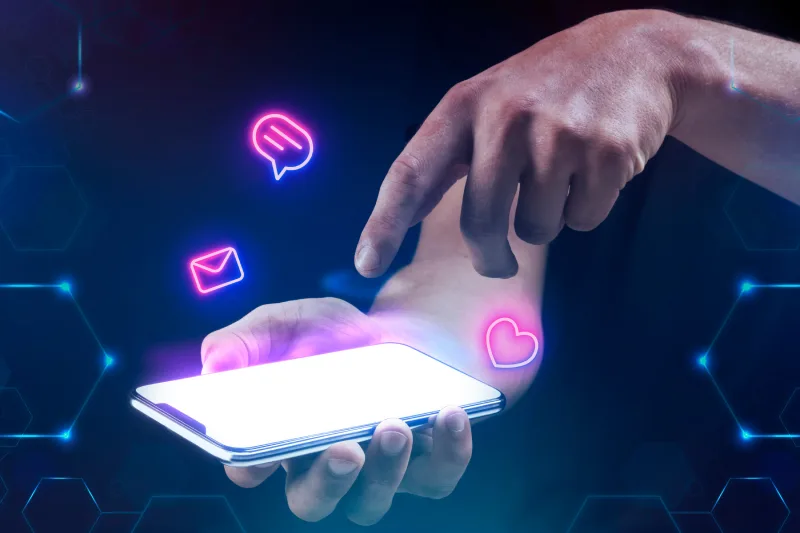 businessman-holding-blank-screen-smartphone